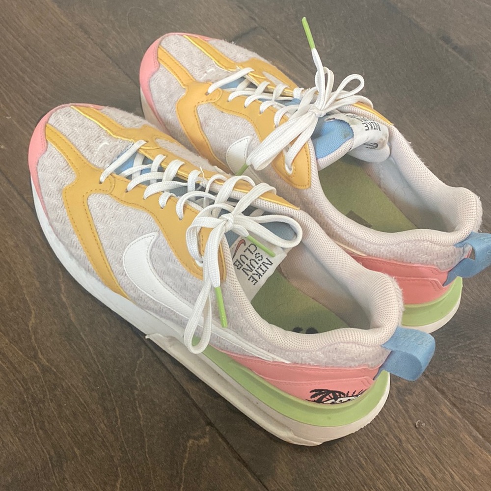 Nike shoes
